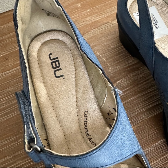 Women’s As Is JBU Jolene Heeled Mary Jane Lazer Cut Heel Size 8.5M Blue - Picture 4 of 11